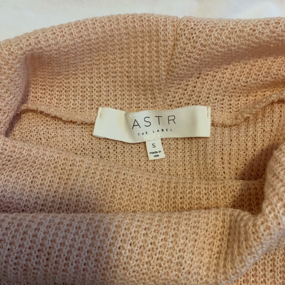 ASTR the label turtleneck top